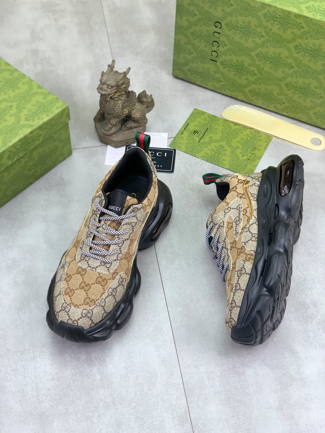 Men's men's shoes 💰P440💰 [New model] (GUCCI) official website's latest 🎁🎁casual and fashionable men's shoes 👟, hot style 💥 style is simple and elegant, exclusive for trendy men. Unique official website's latest brand double G elements Original 👑Gucci decoration, fashionable and generous, the fabric is original frosted calfskin✅Fully imported first-layer pigskin lining, the official website specifies wear-resistant, lightweight original rubber casual outsole, the classic model is taken in real life🎬38-44 4️⃣ colors available